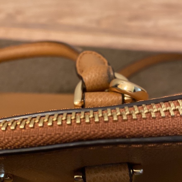 Authenticated Michael Kors Cindy Dome Satchel - Picture 14 of 15